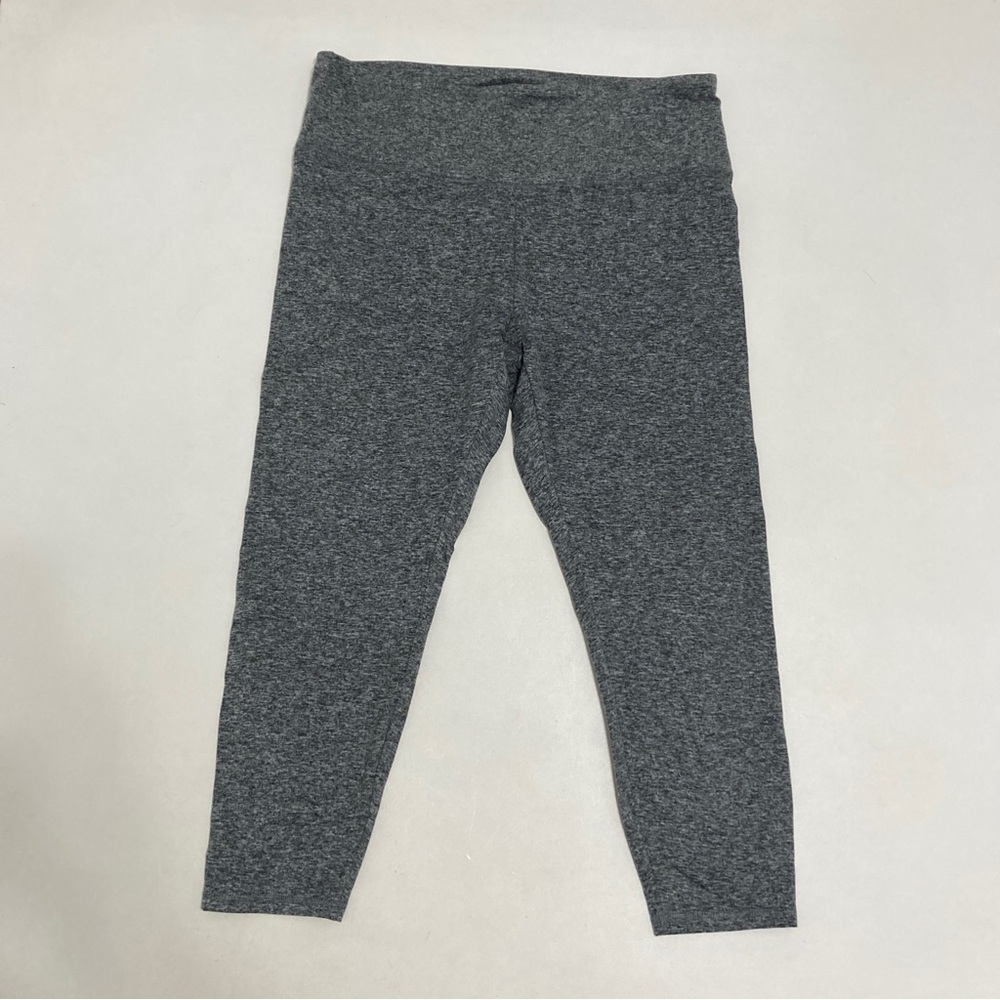 Zobha Heather Gray Crop Leggings Plus Size 1X